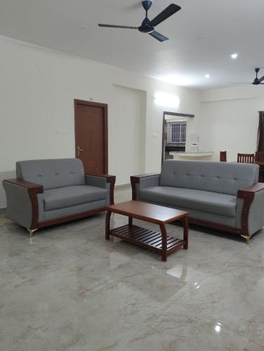 amaira studio living