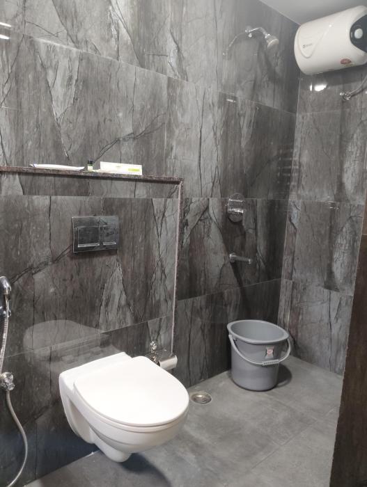 amaira studio living