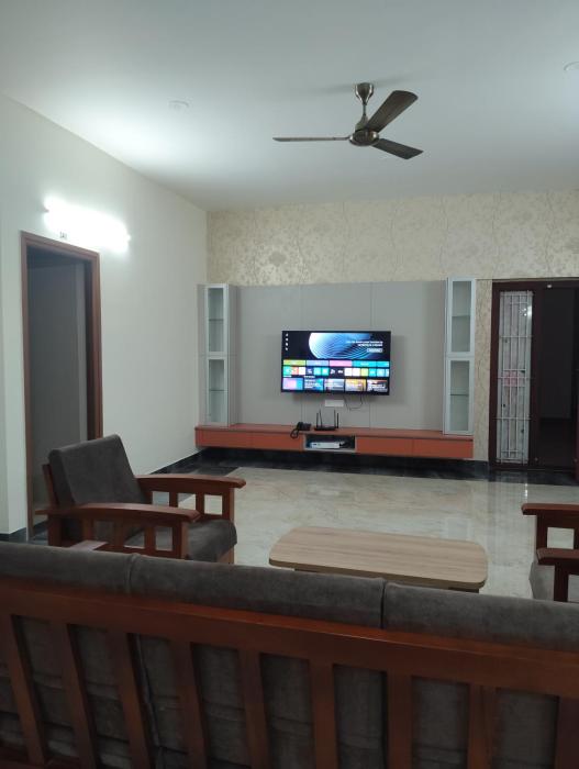 amaira studio living