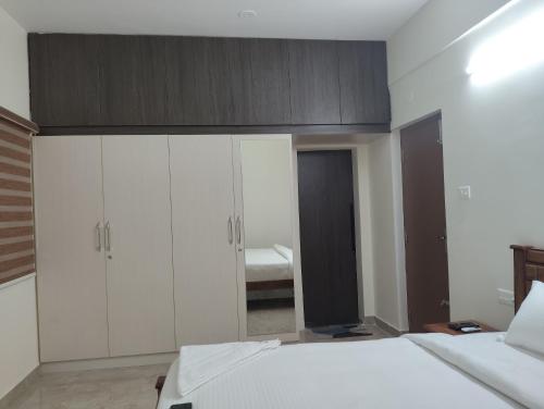 amaira studio living