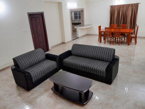 amaira studio living