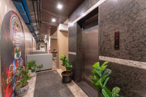 nevesa suites