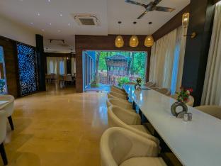 syna jungle resort shahdar