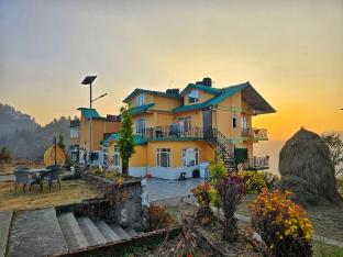 the cozy corner hilltop 360 view retreat