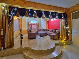 the cozy corner hilltop 360 view retreat