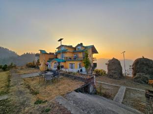 the cozy corner hilltop 360 view retreat