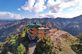 the cozy corner hilltop 360 view retreat