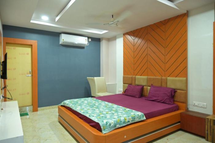 nirmalya guest house