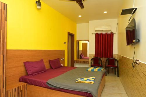 nirmalya guest house