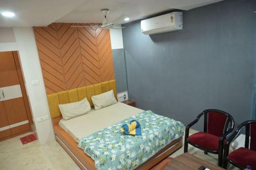 nirmalya guest house