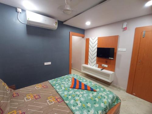 nirmalya guest house