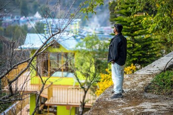liveaway mussoorie kempty by pack