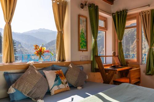 liveaway mussoorie kempty by pack