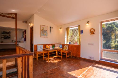 liveaway mussoorie kempty by pack