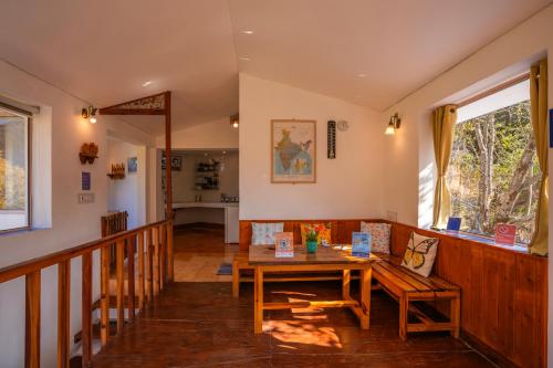 liveaway mussoorie kempty by pack