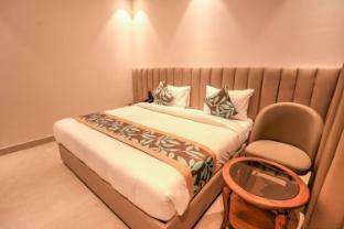 madhuram inn