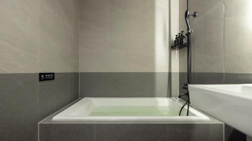 mitasuya ryokan hotel by anook pyeongtaek station