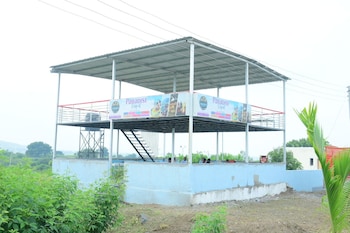 Paradise Carnival Agro Tourism Centre,,3 star