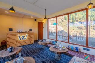 zostel homes gadagushaini jibhi