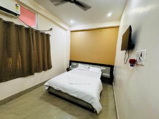 Hotel Sundaram By Clovers Hospitality,,3 star