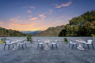 wood luxury hotel kasauli