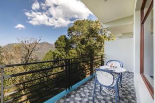 wood luxury hotel kasauli