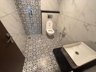 hotel garvit