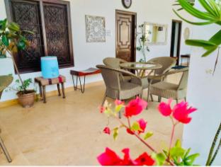 Khurjawali Dharamshala,,2 star
