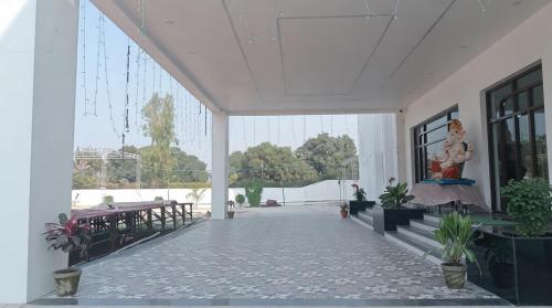 gaura resort