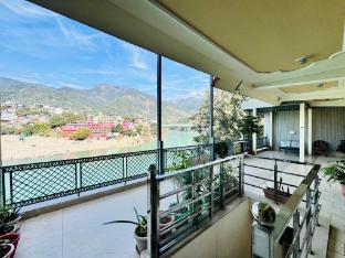 dev ganga guest house