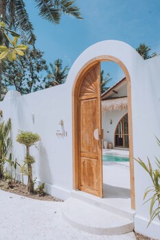 lumora boutique villas