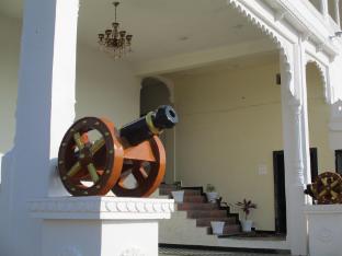 hotel vrindavan palace
