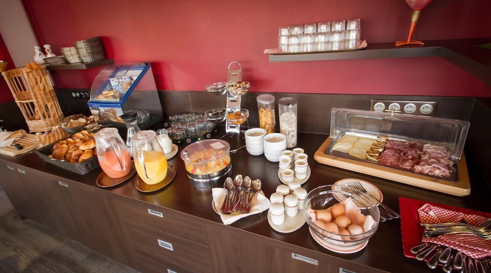 hotel le menestrel