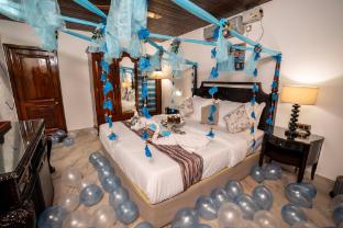 neer tarang lake view retreat