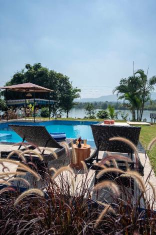 neer tarang lake view retreat