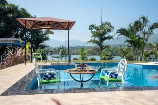 neer tarang lake view retreat