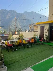 dostel homestay