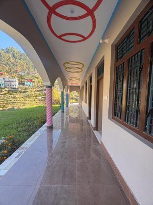 yash homestay huddu