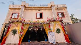 radha krishna palace