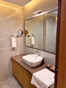 lalit hotel