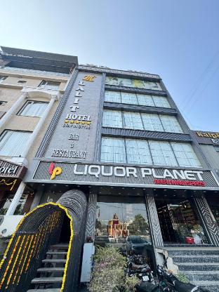 Lalit Hotel,,5 star