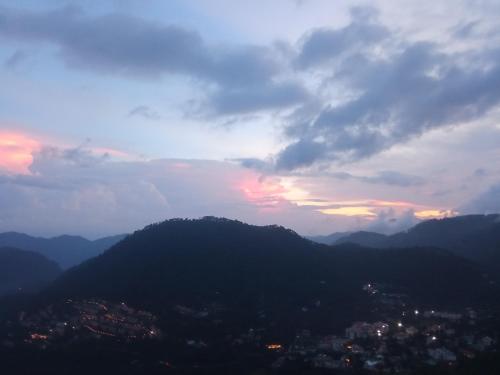 kumaon lakes home stay