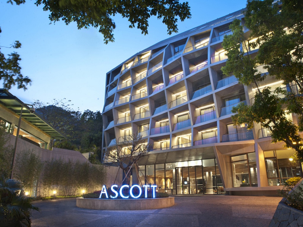 cm serviced apartment shenzhen hillside
