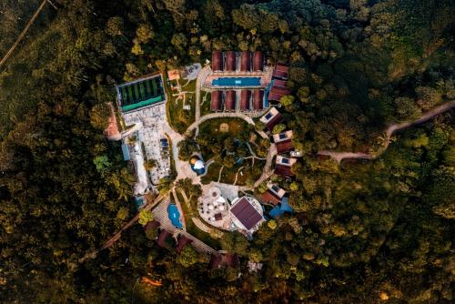 golf valley luxury resort wayanad