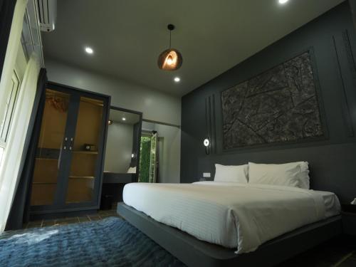 golf valley luxury resort wayanad