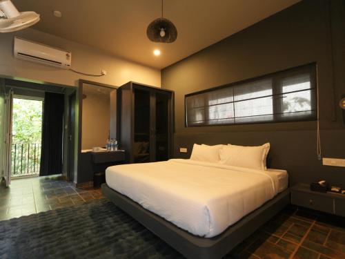 golf valley luxury resort wayanad