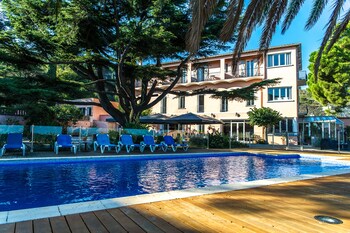 hotel restaurant les jardins du cedre