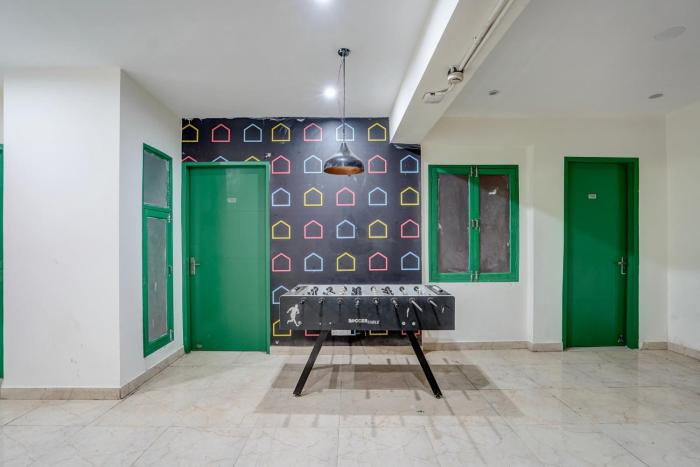 townhouse dlf phase 4 mg road cyber hub