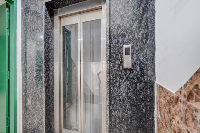 townhouse dlf phase 4 mg road cyber hub