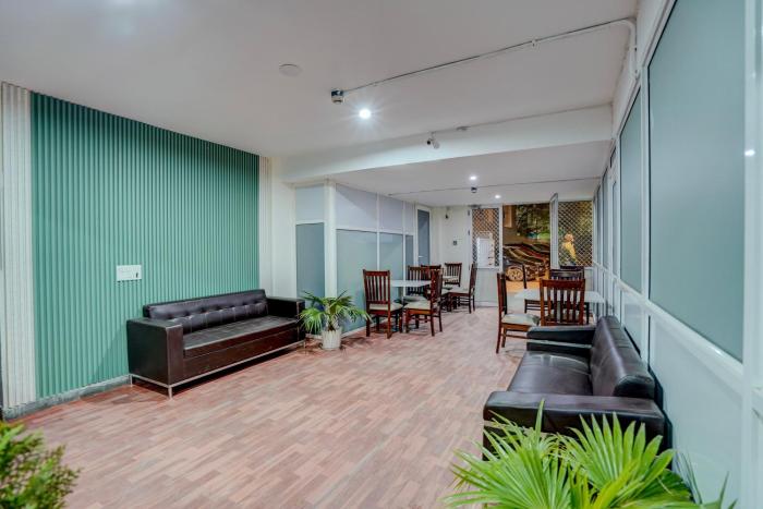 townhouse dlf phase 4 mg road cyber hub